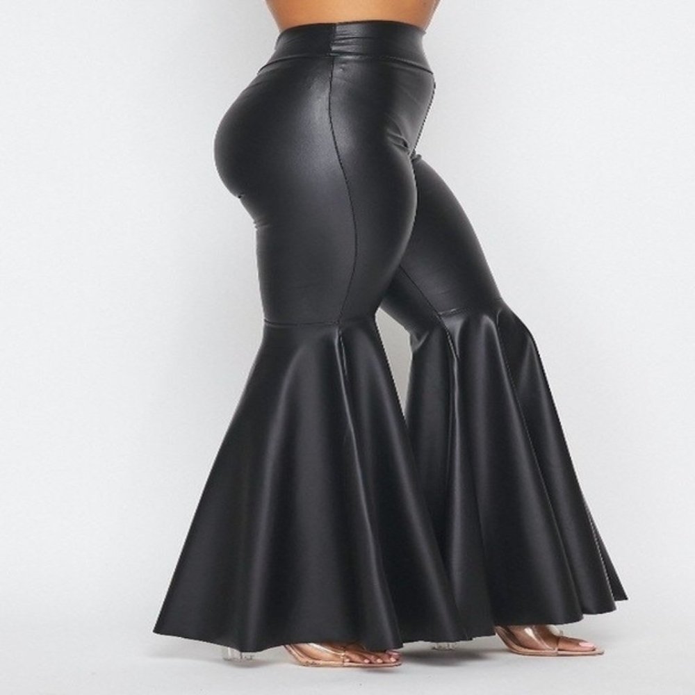 Plus Size Flare Leg Pants